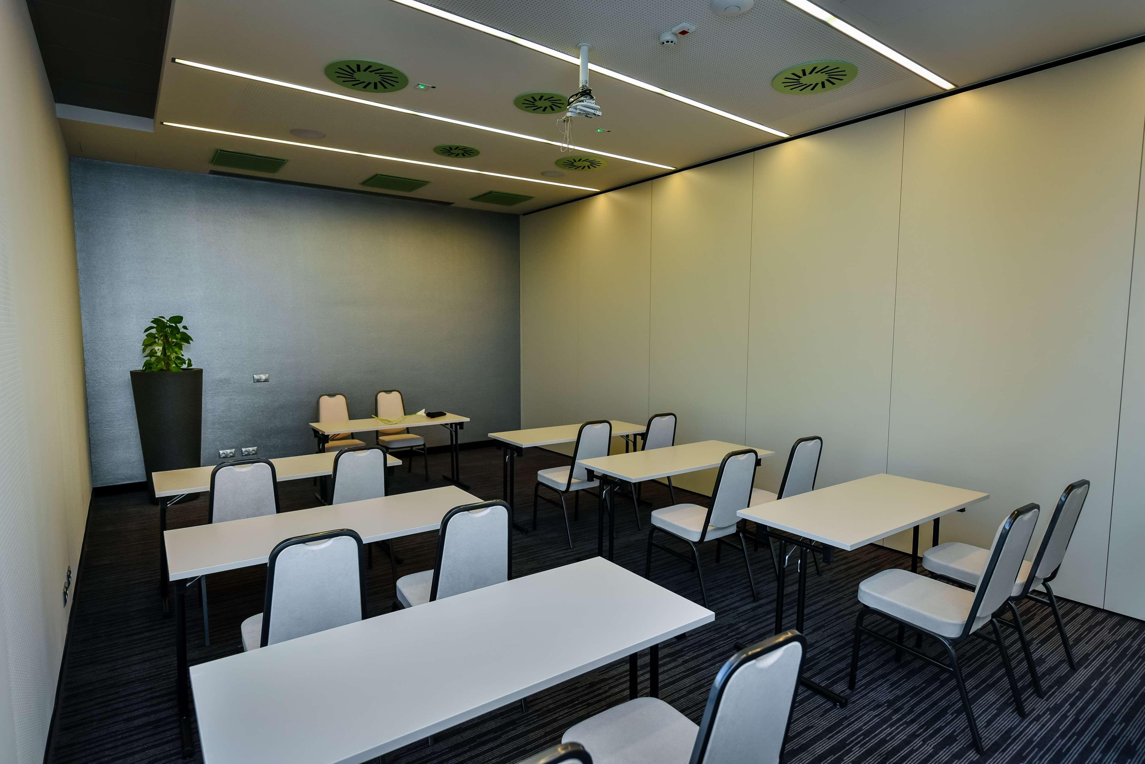 Best Western Plus Lakeside Hotel Szekesfehervar Luaran gambar